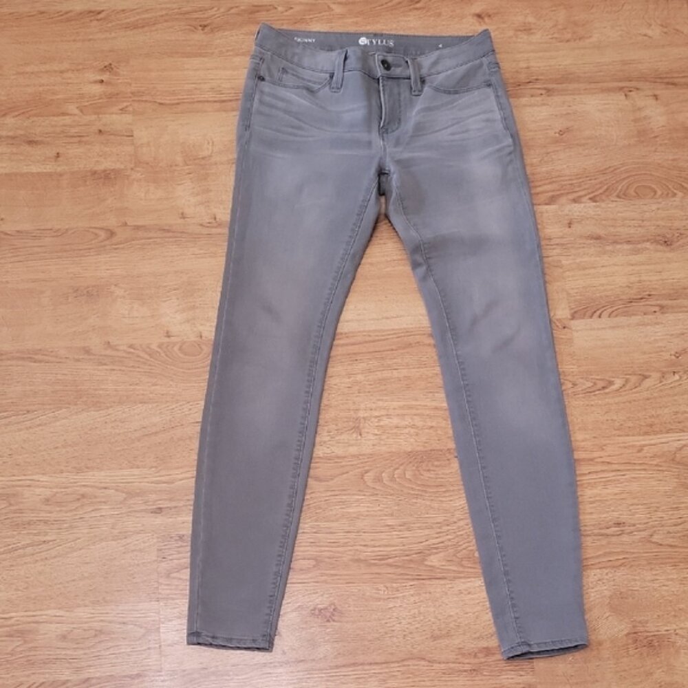 STYLUS Gray Skinny Pants Size 4